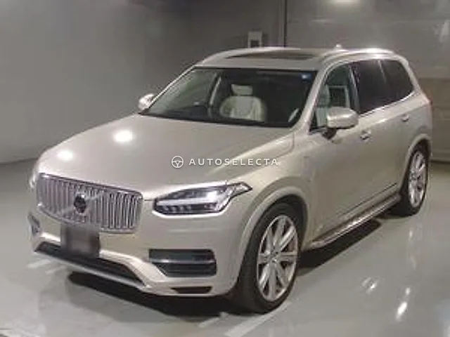 Volvo XC90 2019, auction grade 4
