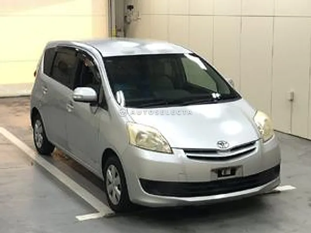 Toyota Passo Sette 2009, auction grade R