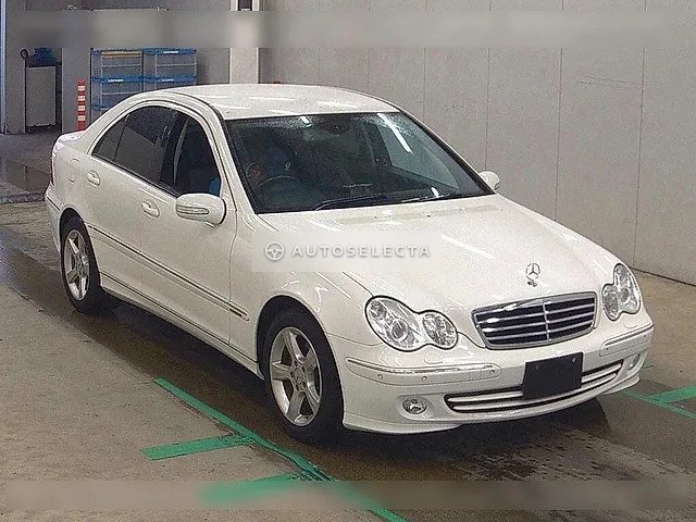 Mercedes-Benz C-Class 2005, auction grade 4.5