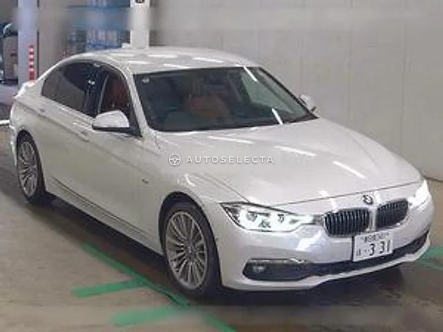 BMW 3 Series 2018, auction grade 4.5