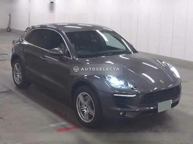 Porsche Macan 2015, auction grade 4.5