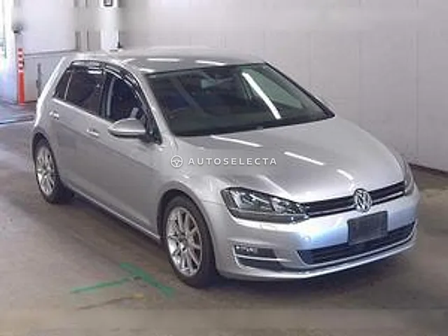 Volkswagen Golf 2014, auction grade 4