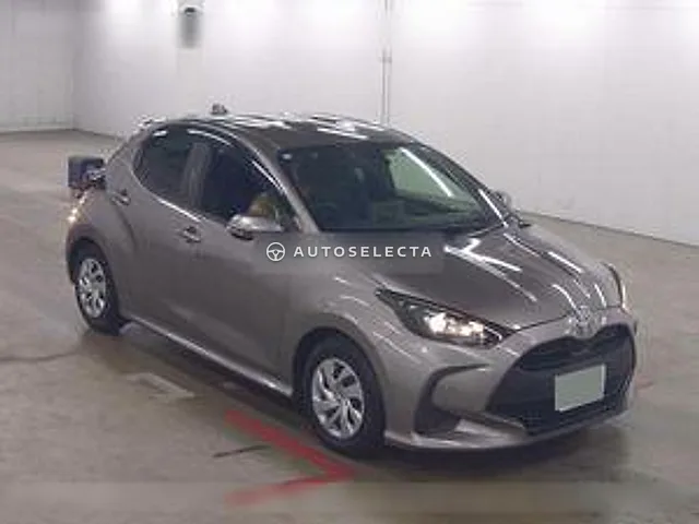Toyota Yaris 2021, auction grade 3.5