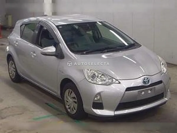 Toyota Aqua 2014, photo 1 of 1