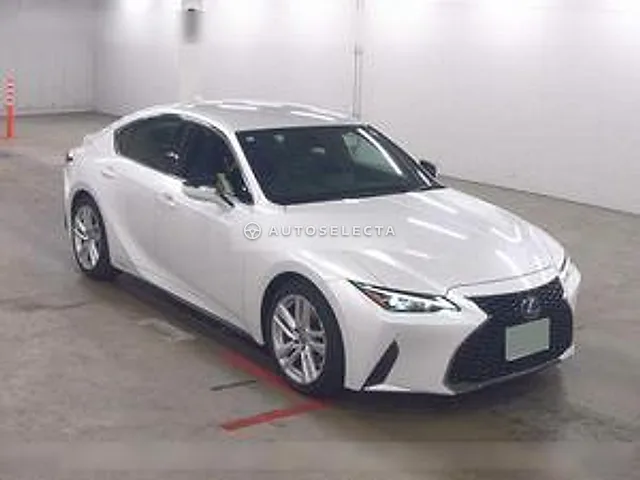 Lexus IS 2022, auction grade 4