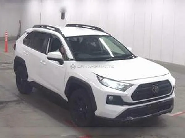Toyota RAV4 2021, auction grade 3.5
