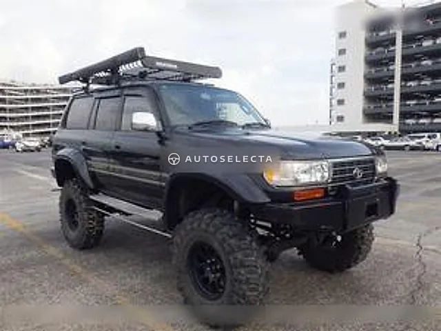 Toyota Land Cruiser 80 1992, auction grade 3