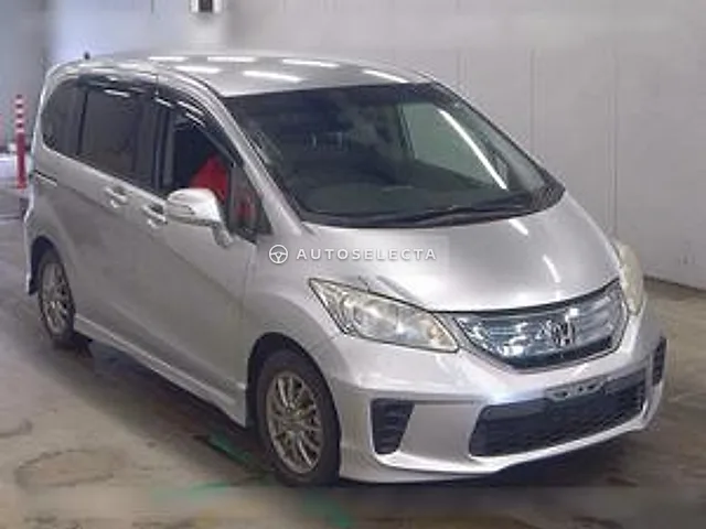 Honda Freed Hybrid 2013, auction grade 4.5