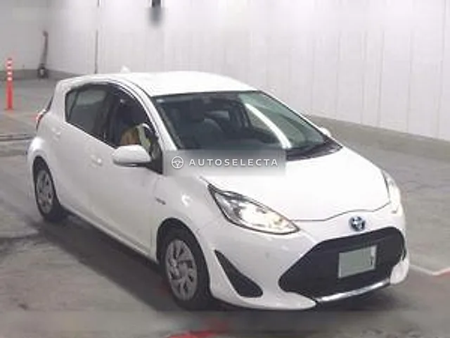 Toyota Aqua 2019, auction grade 4