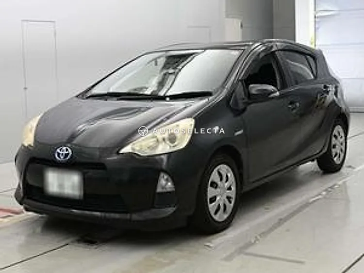 Toyota Aqua 2012, photo 1 of 1