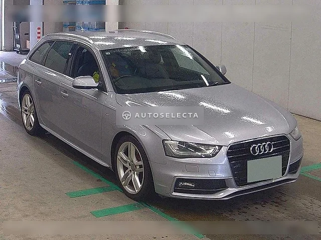 Audi A4 Avant 2015, auction grade 4