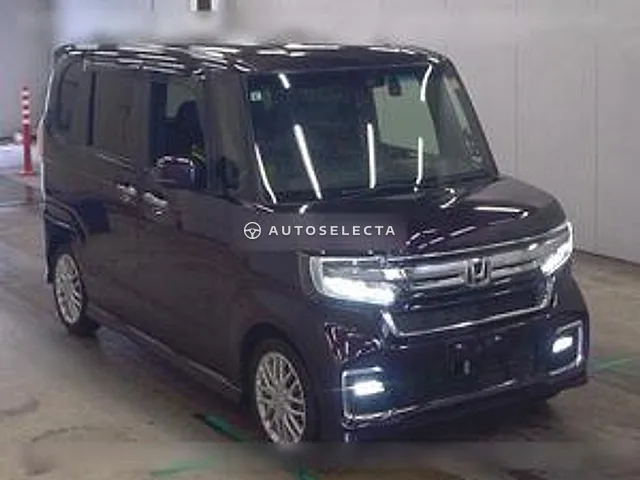 Honda N-BOX Custom 2021, auction grade 4.5