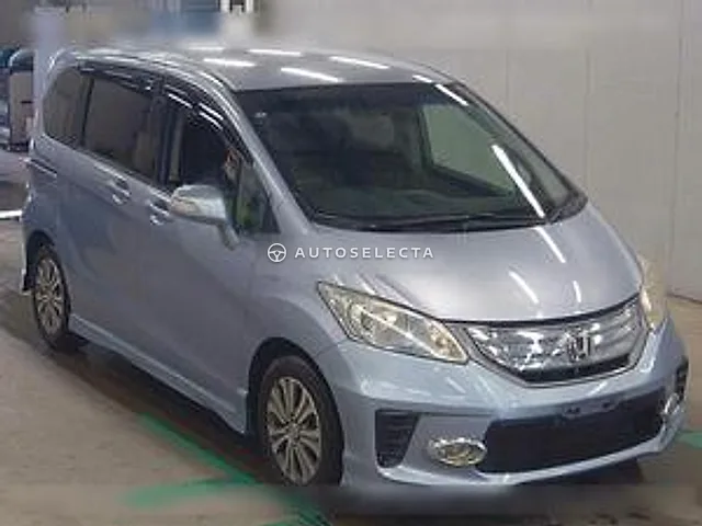 Honda Freed Hybrid 2011, auction grade 3.5