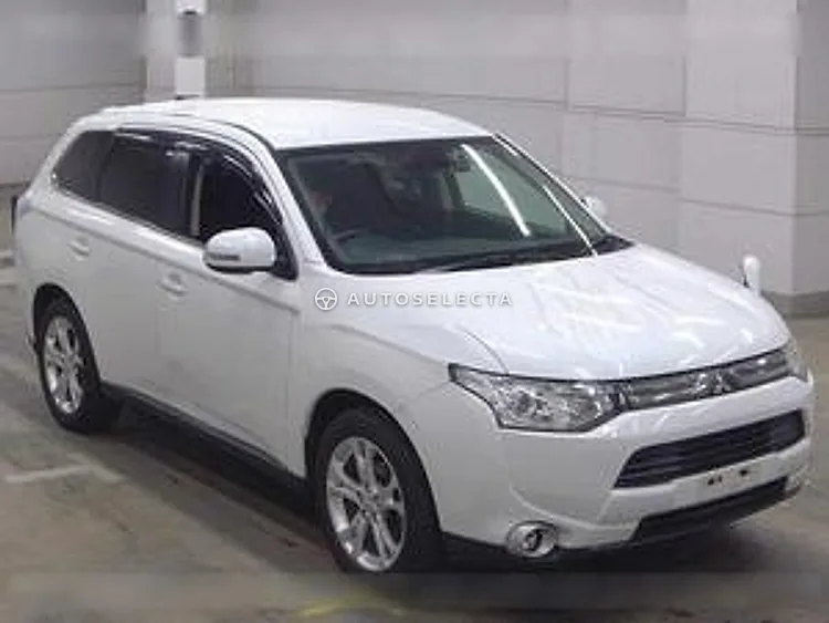 Mitsubishi Outlander 2013, photo 1 of 6