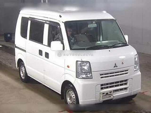 Mitsubishi Minicab Van 2015, auction grade 4