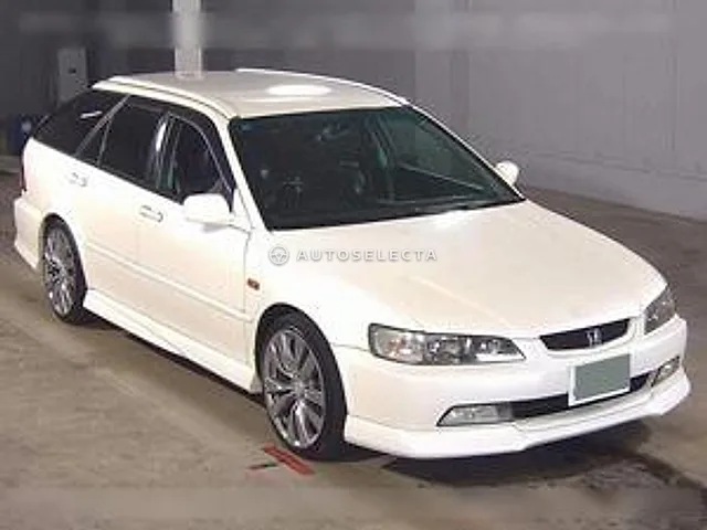 Honda Accord Wagon SiR 2000, auction grade 3.5