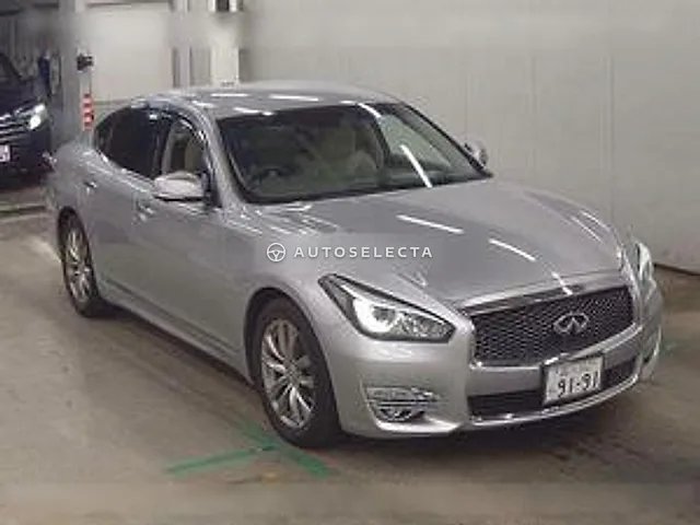 Nissan Fuga Hybrid 2016, auction grade 4.5