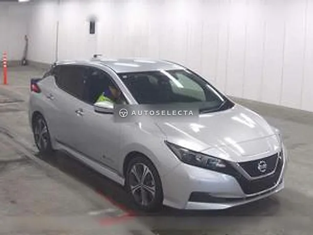Nissan Leaf 2018, auction grade 4