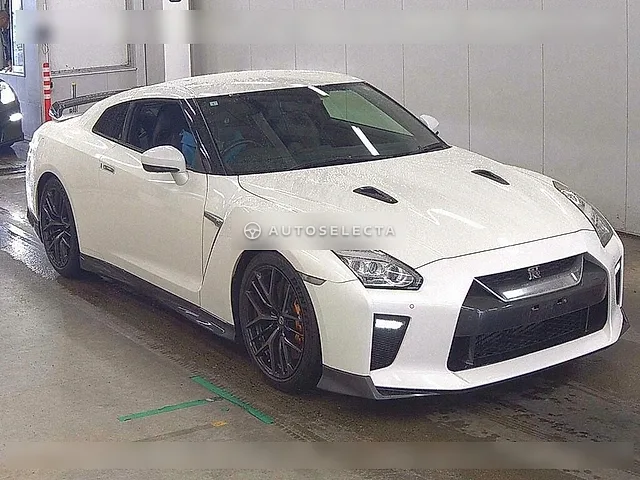 Nissan GT-R 2019, auction grade 4.5