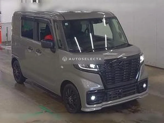 Suzuki Spacia Base 2022, auction grade 4.5