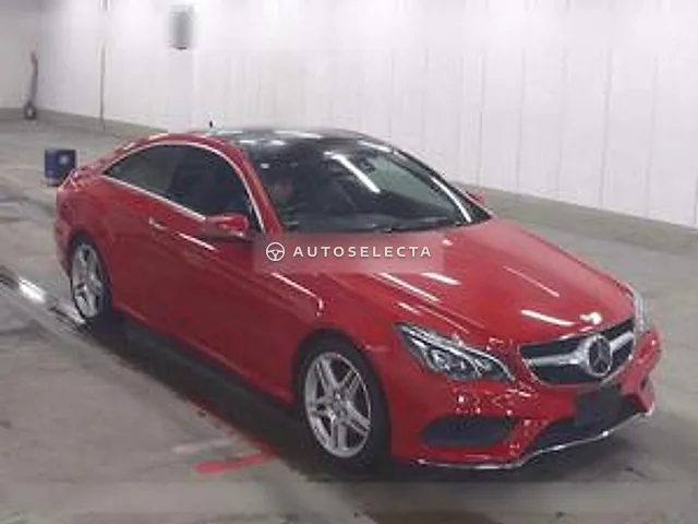 Mercedes-Benz E-Class 2014, auction grade 3.5