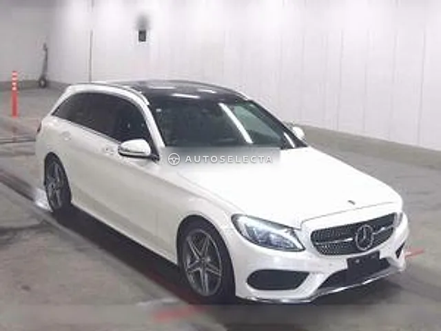 Mercedes-Benz C-Class Station Wagon 2017, auction grade 4.5