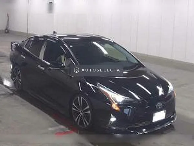 Toyota Prius 2016, auction grade R