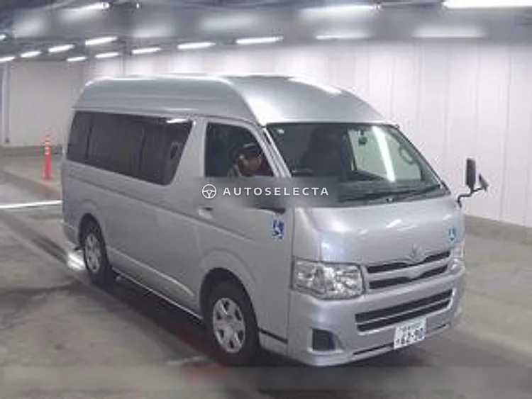 Toyota Hiace Van 2013, photo 1 of 1