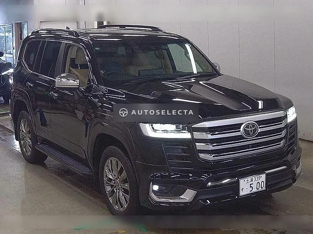 Toyota Land Cruiser 2023, auction grade 4.5