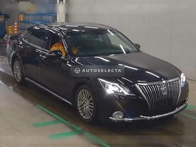 Toyota Crown Majesta 2016, auction grade 3.5