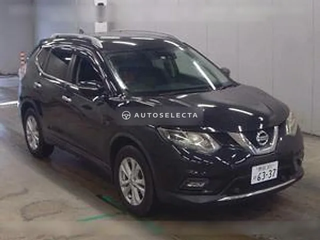 Nissan X-Trail 2016, auction grade 4