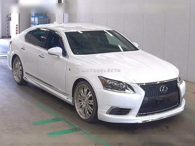 Lexus LS 2013, auction grade R