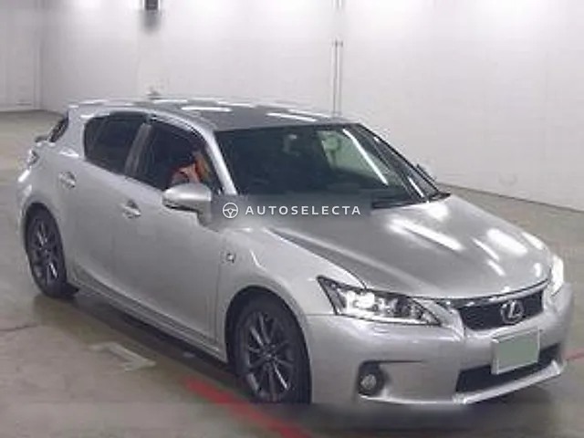 Lexus CT 2013, auction grade 3.5