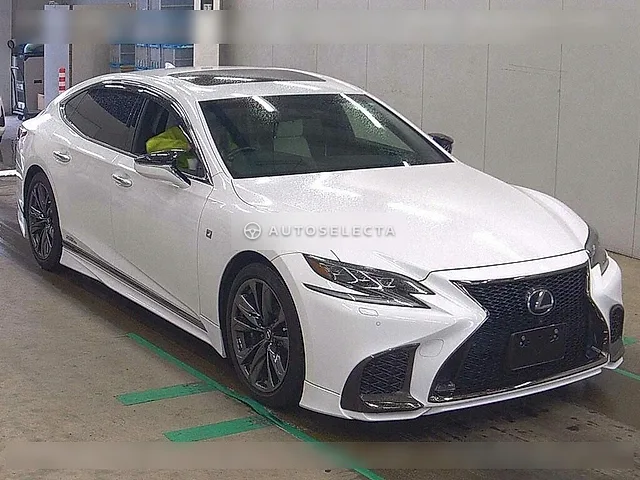 Lexus LS 2019, auction grade 4.5