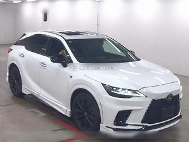 Lexus RX 2023, auction grade 4.5