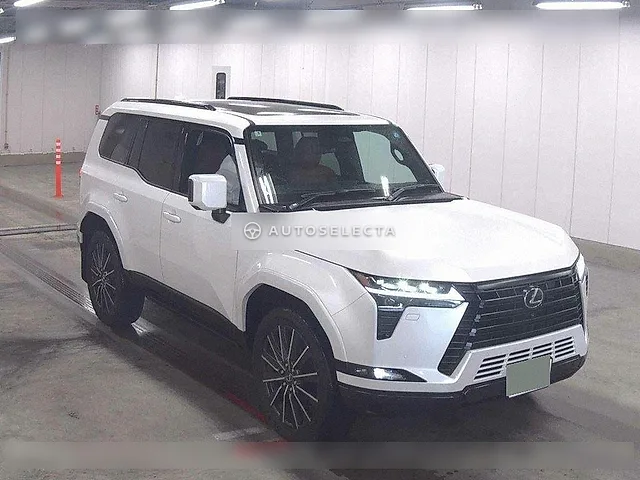 Lexus GX 2025, auction grade 5