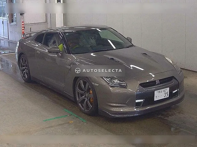 Nissan GT-R 2008, auction grade 4