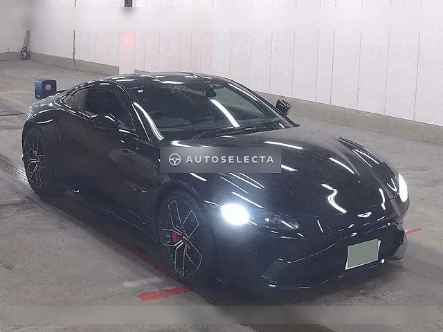 Aston Martin Vantage 2024, auction grade 5