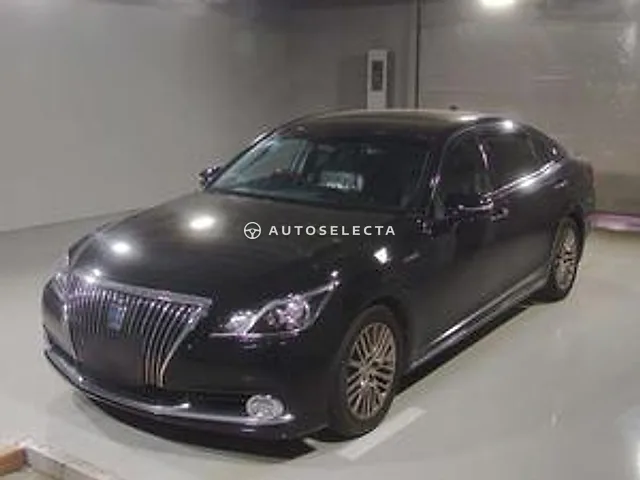 Toyota Crown Majesta 2015, auction grade 3.5