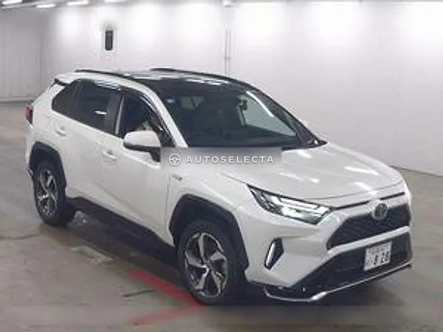 Toyota RAV4 PHV 2021, auction grade 3.5