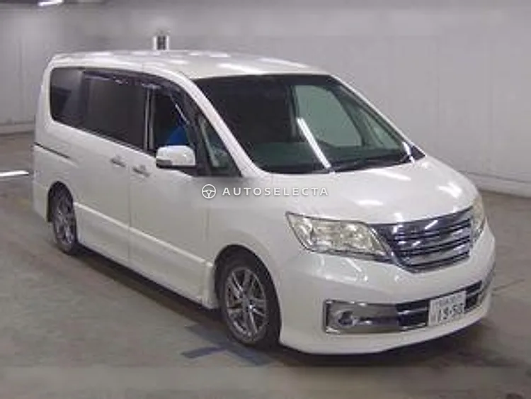 Nissan Serena 2011, photo 1 of 1