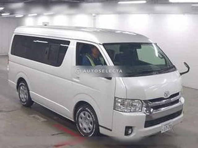 Toyota Hiace Wagon 2018, auction grade 3.5