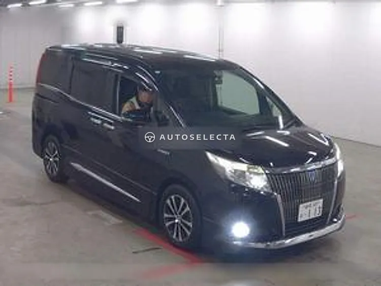 Toyota Esquire 2015, photo 1 of 1