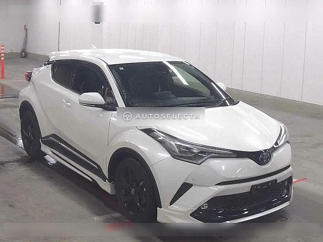 Toyota C-HR 2019, auction grade 5