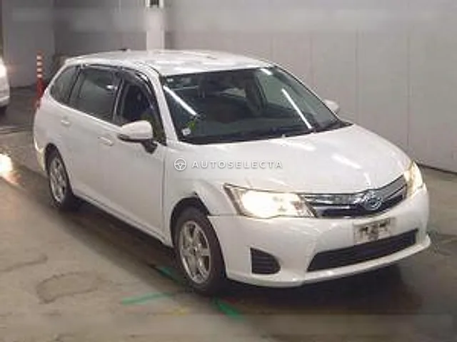 Toyota Corolla Fielder 2014, auction grade 3