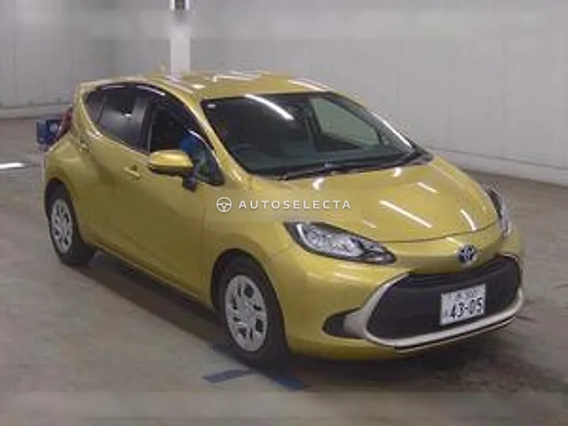 Toyota Aqua 2022, auction grade RA