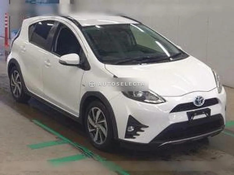 Toyota Aqua 2018, photo 1 of 1