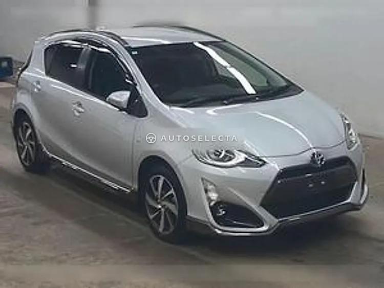 Toyota Aqua 2016, photo 1 of 1