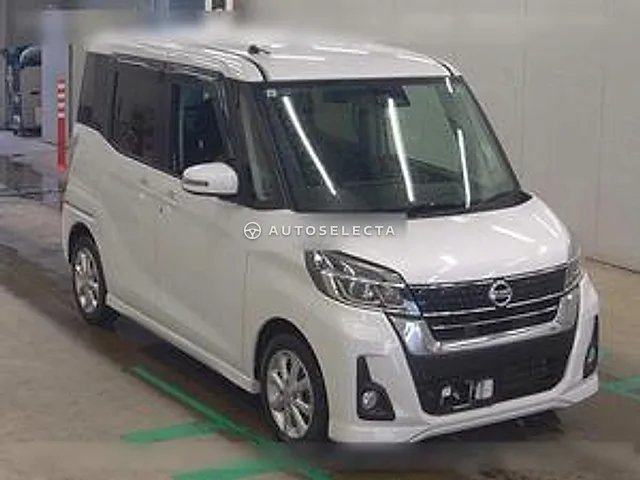 Nissan Dayz Roox 2017, auction grade 3.5