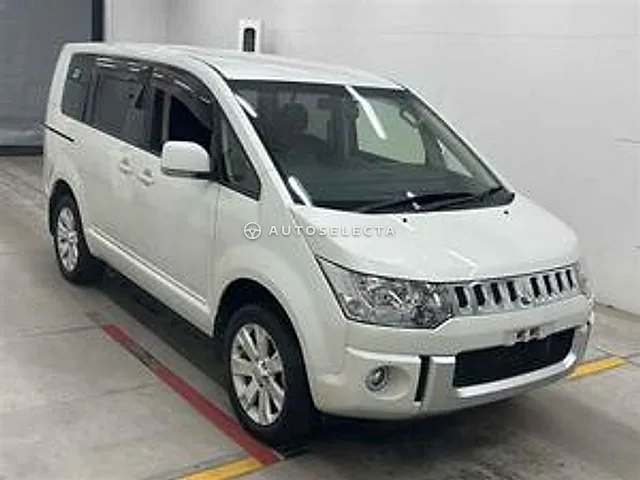 Mitsubishi Delica D:5 2016, auction grade 4